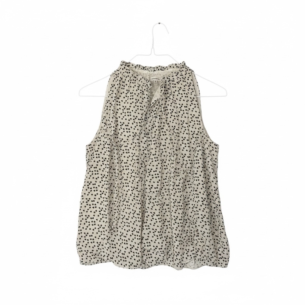 Max Studio Black and White Sleeveless Blouse